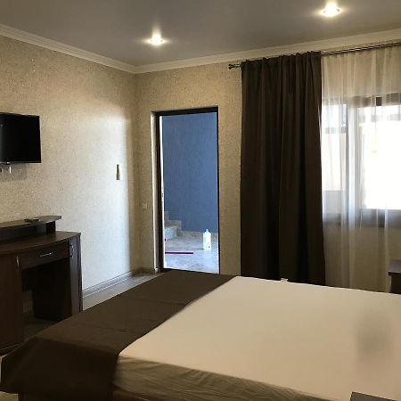 Apra Hotell Lidzava Eksteriør bilde
