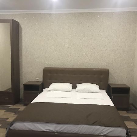 Apra Hotell Lidzava Eksteriør bilde