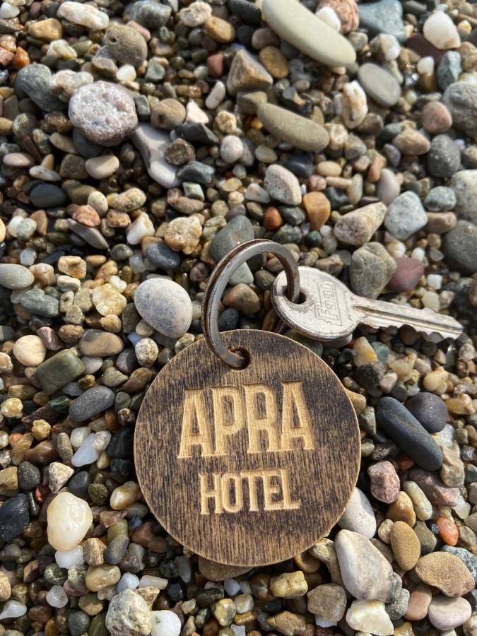 Apra Hotell Lidzava Eksteriør bilde
