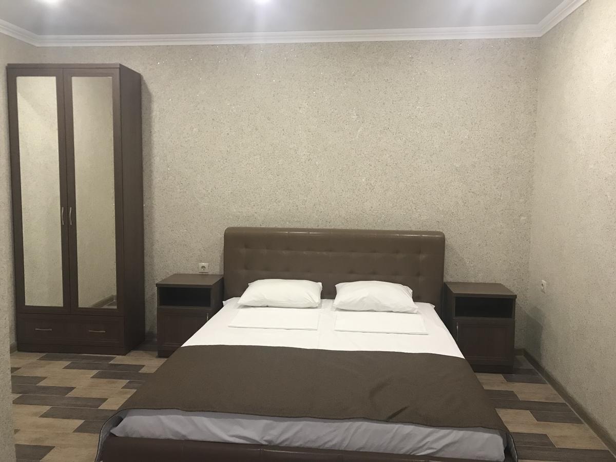 Apra Hotell Lidzava Eksteriør bilde